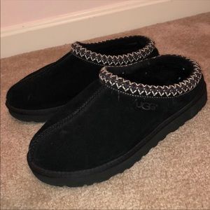 UGG || Slippers
